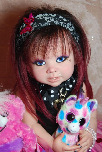 Как Вам такой вариант Bonnie Linda Murray