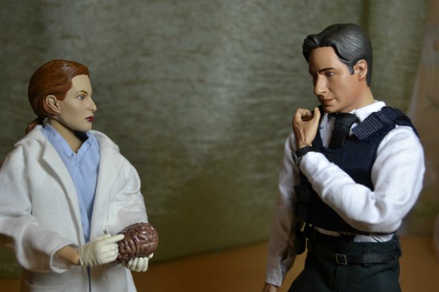 Сериал "Секретные материалы" - Х-files: агент Маудер и агент Скалли