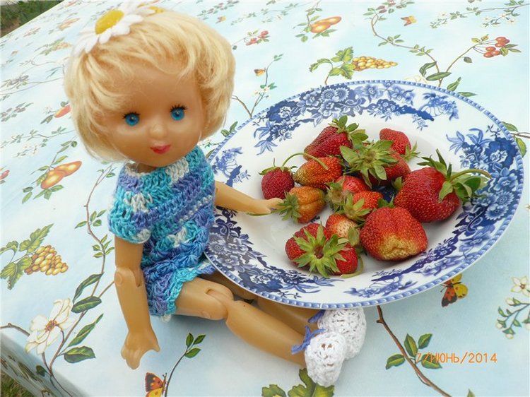 Бабушкина помощница. Винтажная шарнирная куколка Светочка