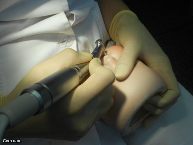 Лечим зубки антикварной кукле.Поход к стоматологу, или доверься профессионалу