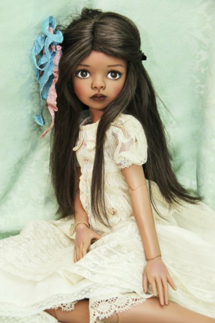 Моя долгожданная такая хрупкая и очень красивая Лена, от Ким Лашер