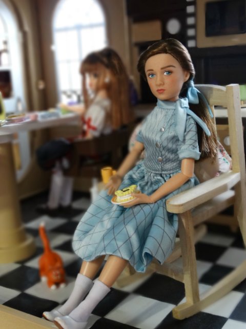 Интересная девочка по имени Афина