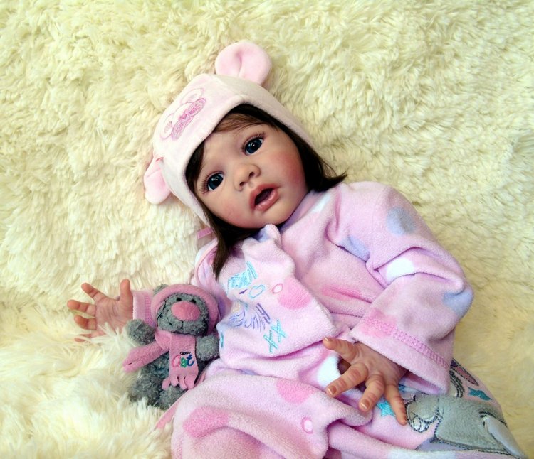 У меня в мастерской новенькая малышка Элла