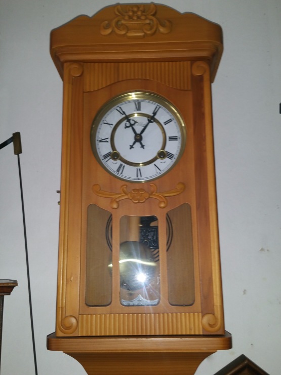 Старинные часы еще идут. Коллекция старинных часов - часть вторая