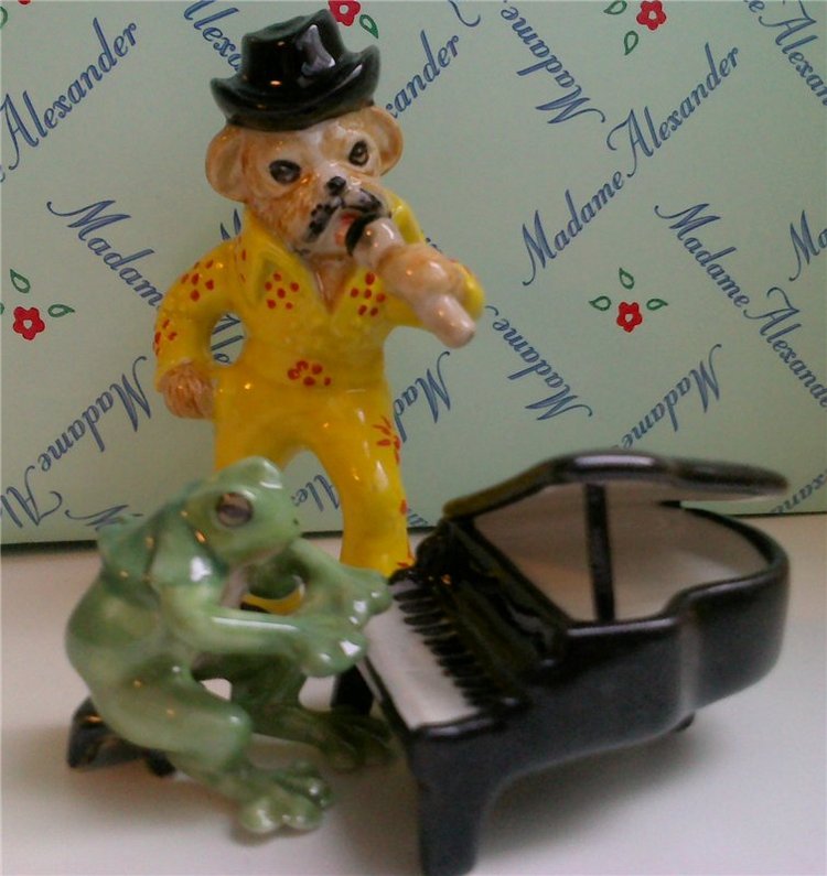 Король рок-н-ролла Элвис Пресли – воплощение в куклах (фото 6)