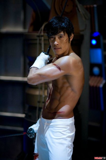 Кукла и актер: Ли Бён Хон (Lee Byung Hun) | Бэйбики Кукла и актер: Ли Бён Хон (Lee Byung Hun) (фото 6)