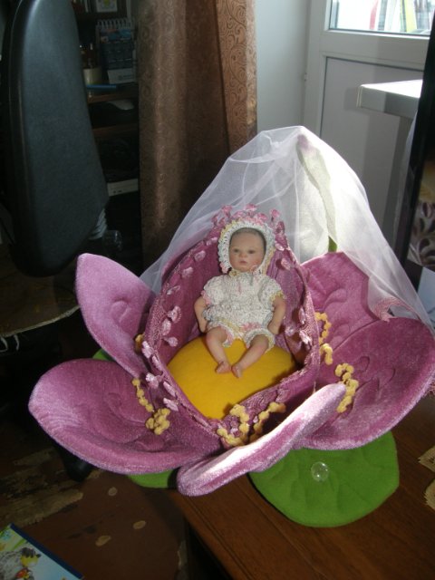 Малышня и люлечки-колясочки