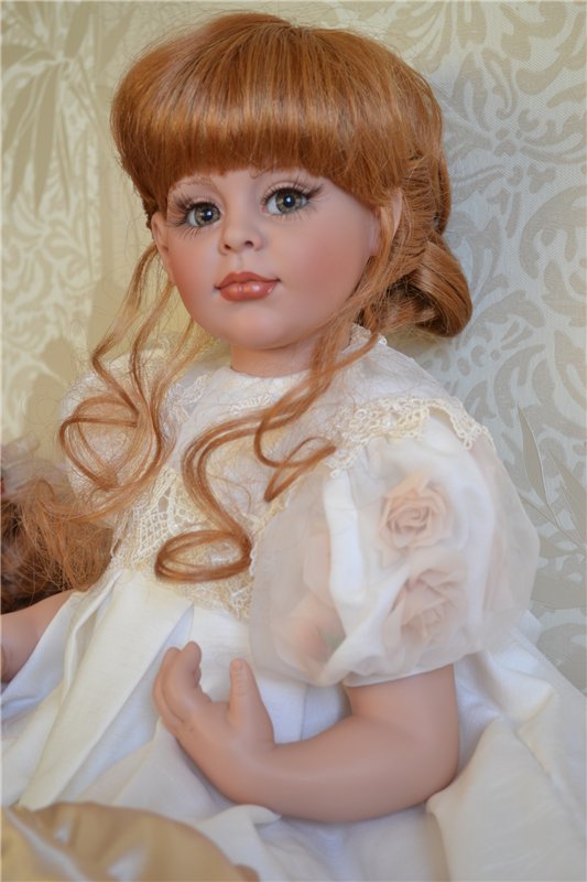 Мои Оля и Яло Fayzah Spanos... Одинаковые, но такие разные