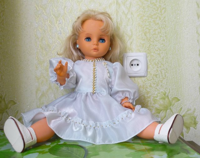 От внучки к кукле - перешиваем детские платья (фото 2)