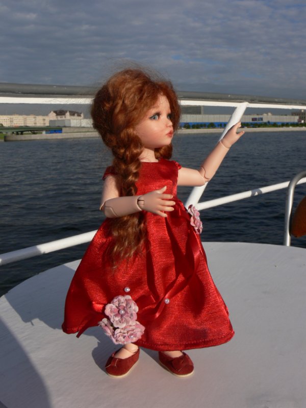 Виррушка. Прогулка по Неве часть 2. Девочка Bono iplehouse