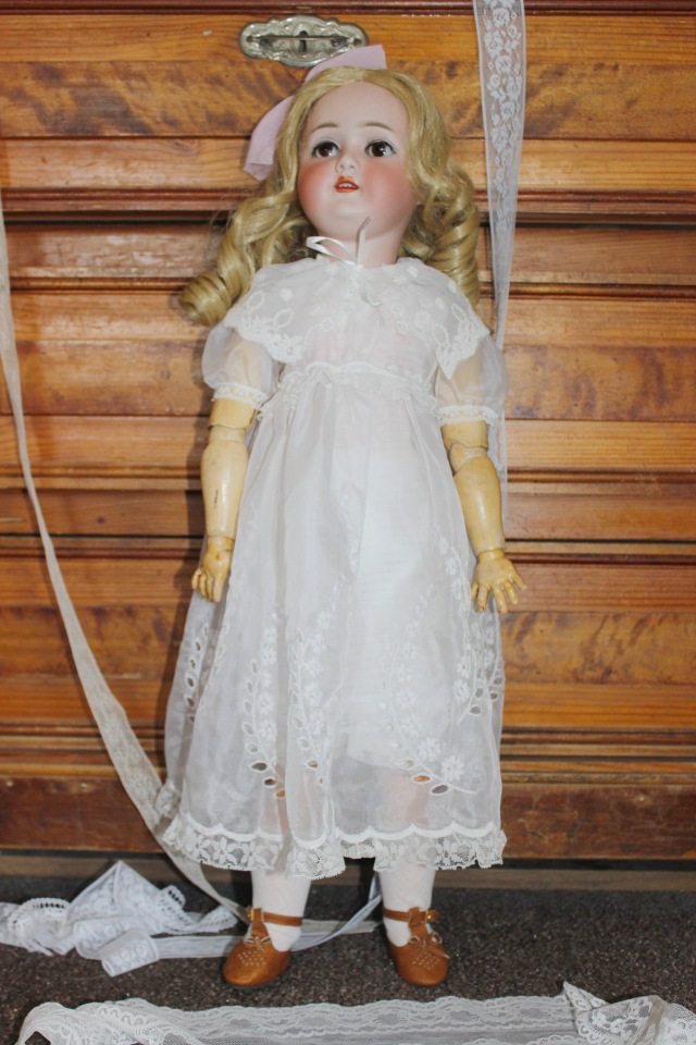 Моя новая красавица с румяными щечками, шикарными ресницами (не без моей помощи) и бездной очарования (фото 4)