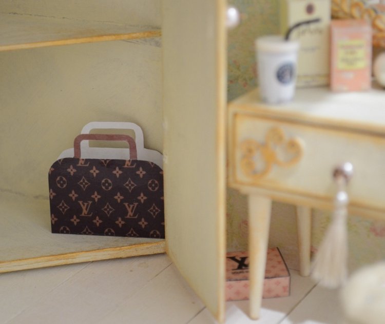 Девичья шкатулка-румбокс для кукол - Уютный чердачОК