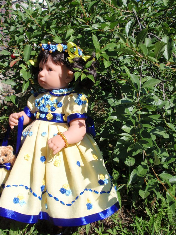 Солнечная цветочница Анюта. Эксперименты с переодеванием могут быть нескончаемы (фото 5)