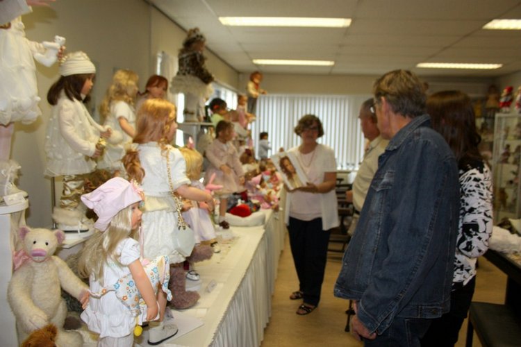Летняя встреча в магазине Гюнзел, Голландия. Часть третья: Куклы, куклы и еще раз куклы