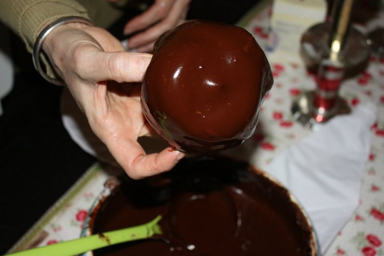 Новогодние рецепты: Голландские пирожные Bos­sche bol­len (Босшеболлен)