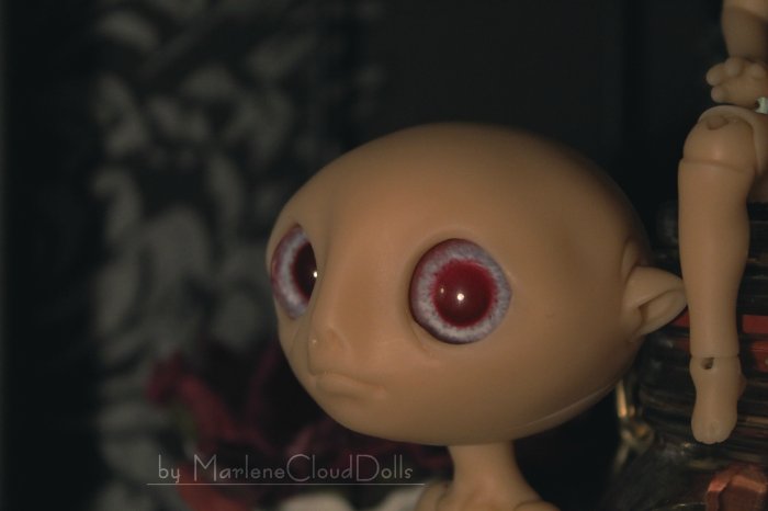 Новенькие шарнирные куклы Изгои и их глаза