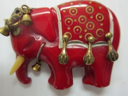 Славный пластик "бакелит"! У него отменный вид! Или возвращение бакелитового болванчика