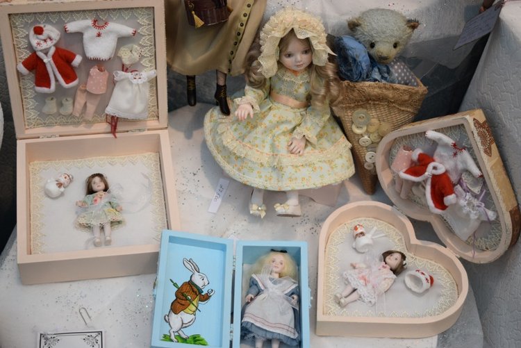 VII Московская международная выставка "Искусство Куклы". Портреты кукольной души или незримый диалог