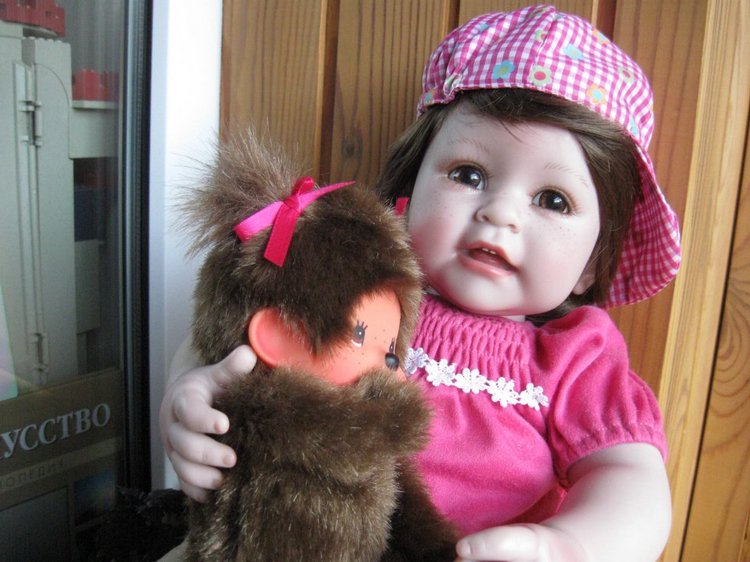 Разные детки Адора одного молда