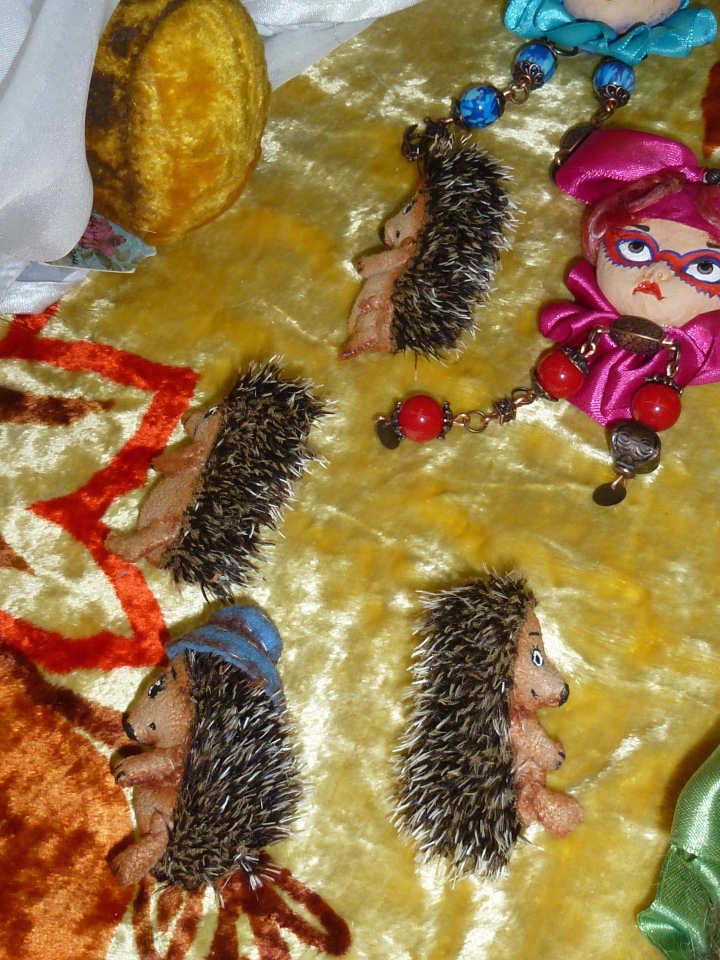 Весенний Бал Кукол на Тишинке: Ёжики
