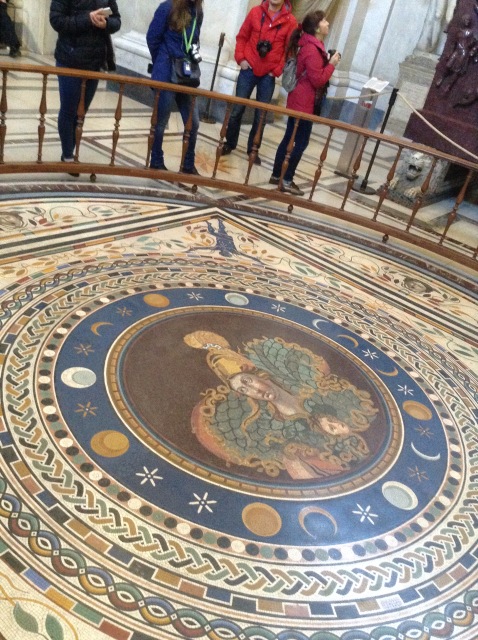 Приключения Минуш в Италии. Часть 6. Ватикан. Пристанище Петра