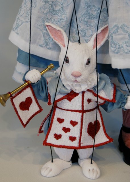 Королева Алиса на праздник зовет или Опять в Зазеркалье. Куклы Diane Keeler из цикла Alice in Wonderland