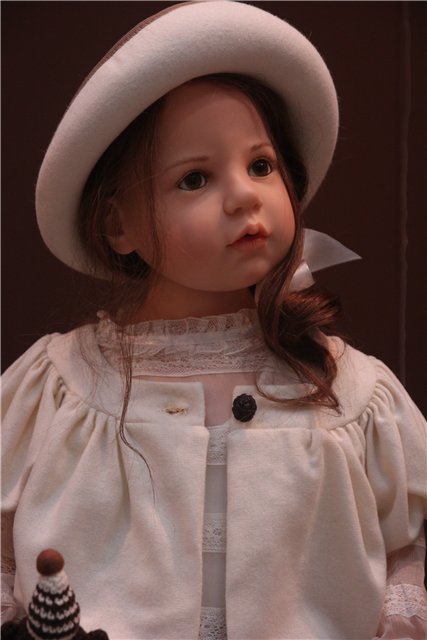 Hilderard Gunzel на выставке "Искусство куклы" в Гостином дворе