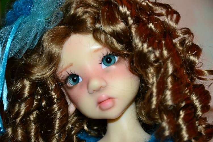 Платье + глазки = образ готов:) Larissa & Miki Kaye Wiggs