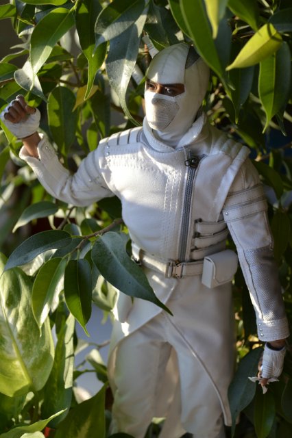 Кукла и актер: Ли Бён Хон (Lee Byung Hun) | Бэйбики Кукла и актер: Ли Бён Хон (Lee Byung Hun)