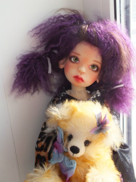 Зарисовки с Нелли, Кайе Виггс