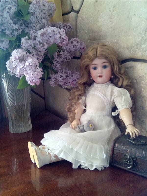 Я верю, что счастье сильнее смерти... Немного о куклах Генриха Хандверка