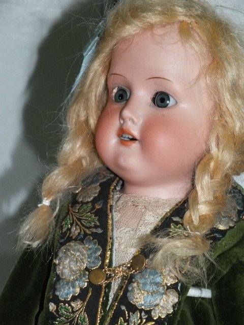 Выставка "Арт-Красноярск 2015" - куклы. Антикварный уголок