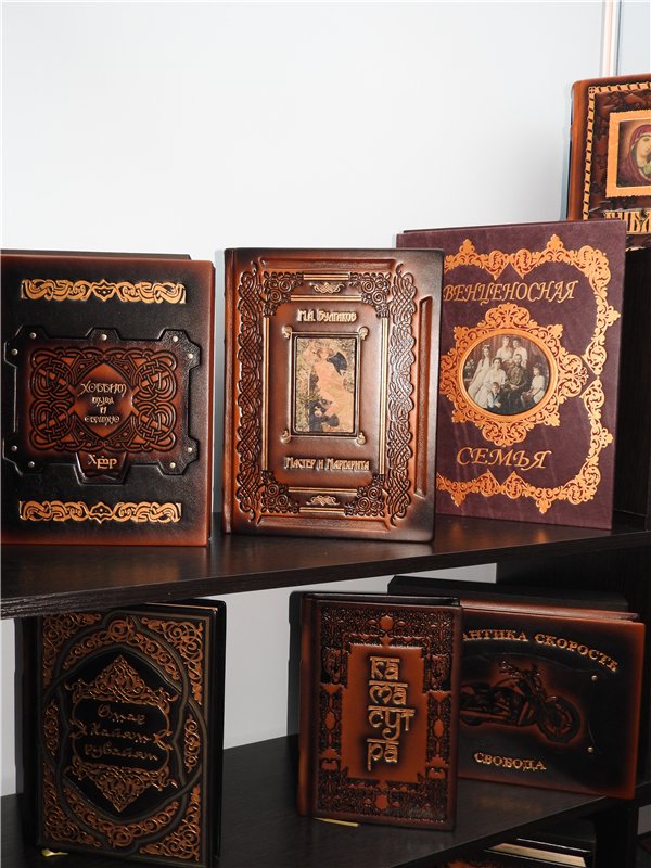 Москва, Гостиный двор, выставка: ПОДАРКИ 2016. Фоторепортаж