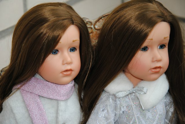 Gotz: Снегурочка 2007 vs Фигуристка 2008 | Бэйбики Gotz: Снегурочка 2007 vs Фигуристка 2008 (фото 5)