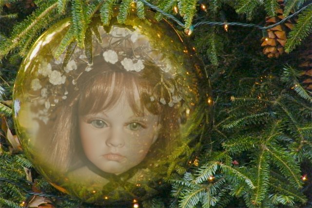 Моя фарфоровая кукла по имени САРА от французской компании Mundia Collection