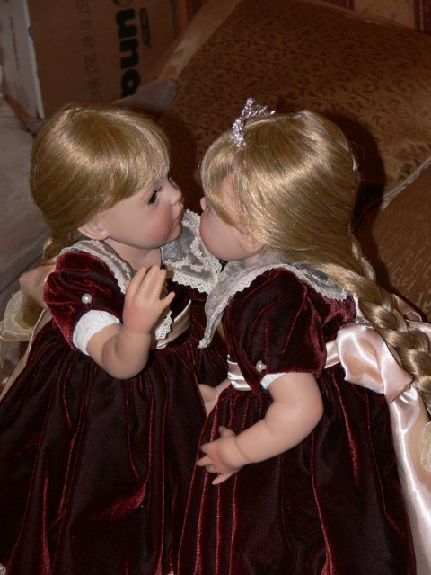 Сладкие палочки TWIX или сестренки куколки ARTISTA