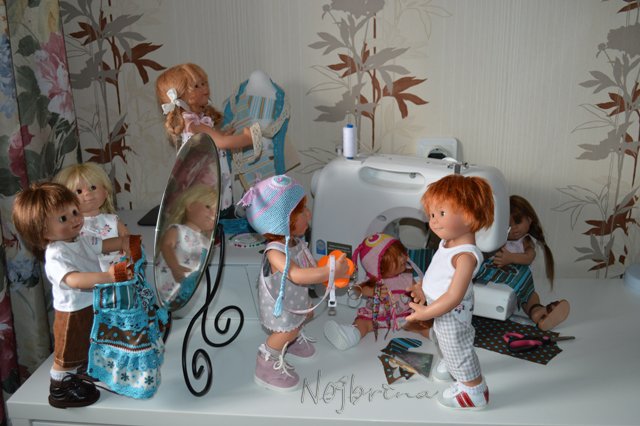 Вихтелята одни дома. Тайная жизнь кукол