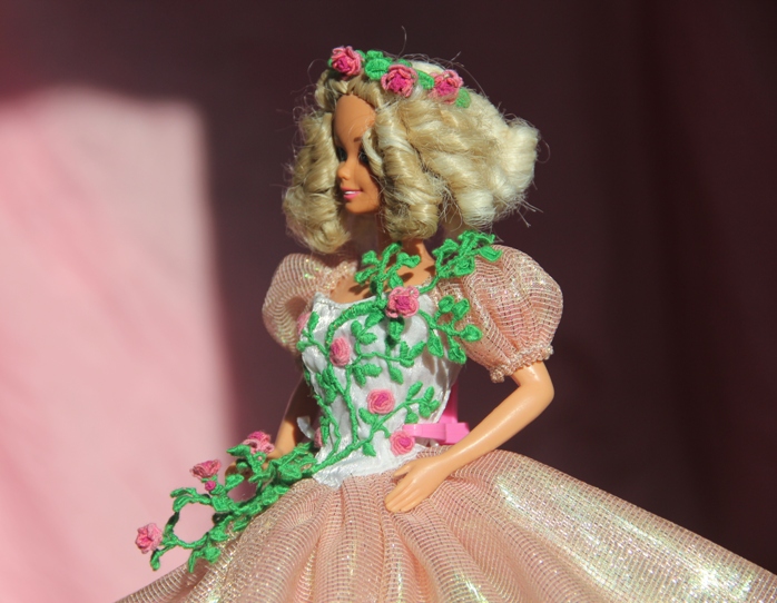 Простушка и розовый куст — Реставрация и преображение кукол: ремонт