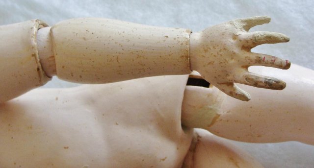 Задумчивая, скромная, тихая и строгая. Armand Marseille