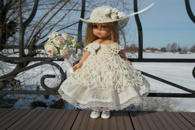 А мы собрались на бал. 4 разных цвета