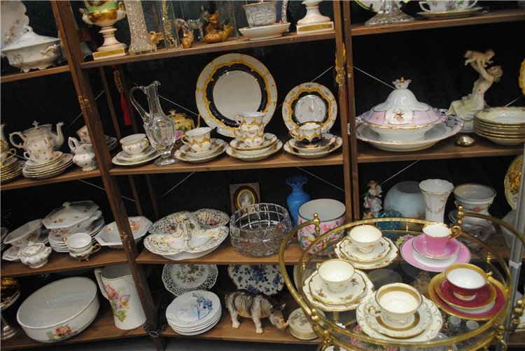 На Тишинку мы пошли – там сокровища нашли. Взгляд на «Блошиный рынок» со второго этажа | Бэйбики На Тишинку мы пошли – там сокровища нашли. Взгляд на «Блошиный рынок» со второго этажа (фото 4)