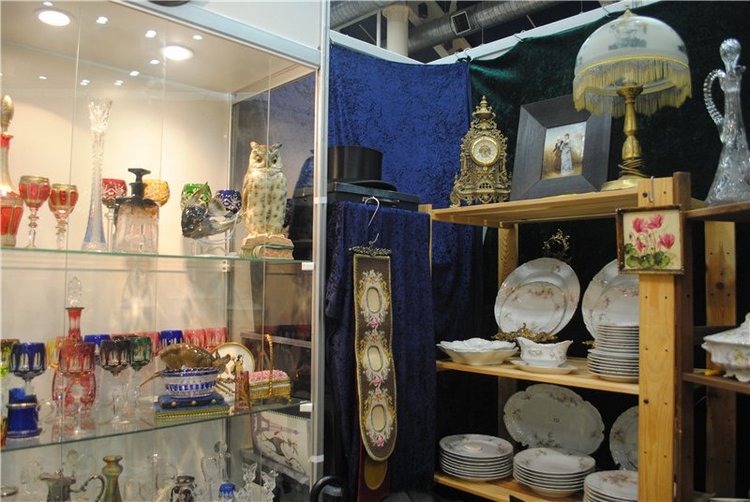 На Тишинку мы пошли – там сокровища нашли. Взгляд на «Блошиный рынок» со второго этажа | Бэйбики На Тишинку мы пошли – там сокровища нашли. Взгляд на «Блошиный рынок» со второго этажа (фото 5)