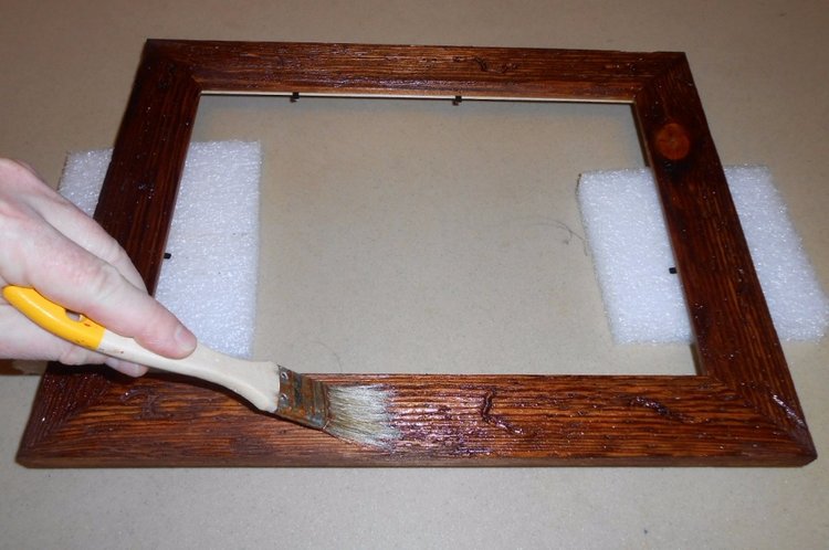 Старим деревянную рамку - мастер класс