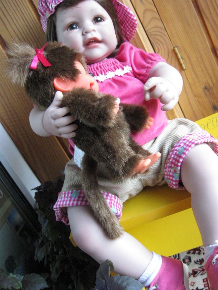 Разные детки Адора одного молда