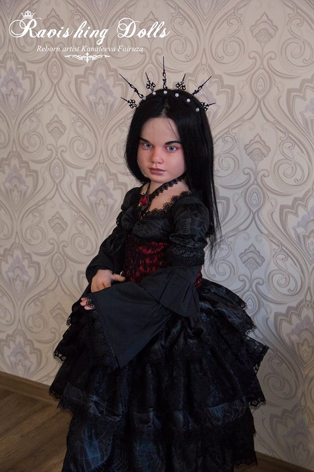 Готичная Габриэль. Gothic girl Mahafsoun