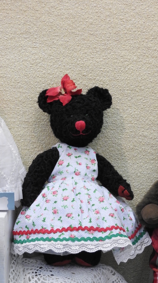 Зверюшки на балу. Тишинка 2017