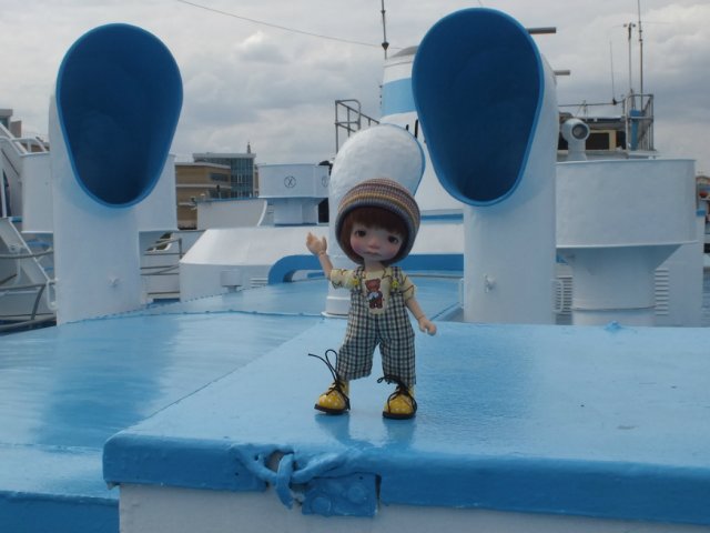 Прогулка на теплоходе с Томом (Irrealdoll Ino) (фото 2)