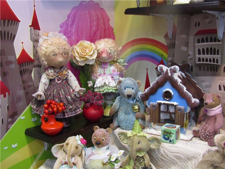 Зелененький он был... По следам выставки кукол на Тишинке 2016. В преддверии выставки «Hello Teddy» 1-4 декабря 2016 | Бэйбики Зелененький он был... По следам выставки кукол на Тишинке 2016. В преддверии выставки «Hello Teddy» 1-4 декабря 2016