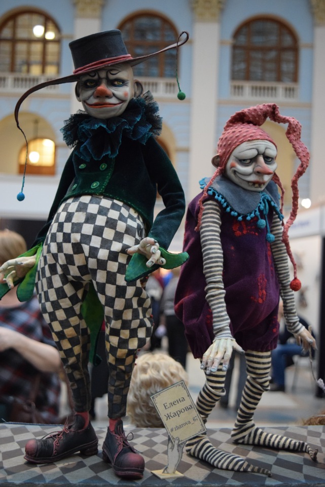 VII Московская международная выставка "Искусство Куклы". Портреты кукольной души или незримый диалог