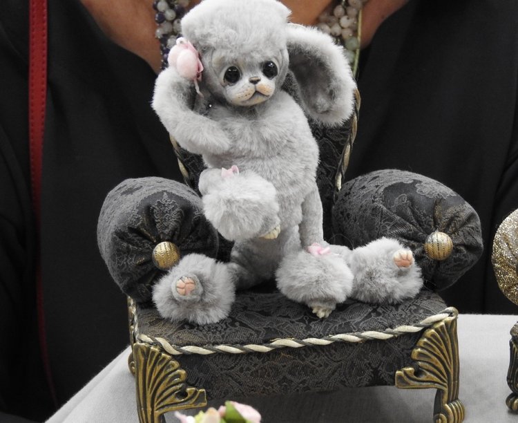 Зверюшки на балу. Тишинка 2017